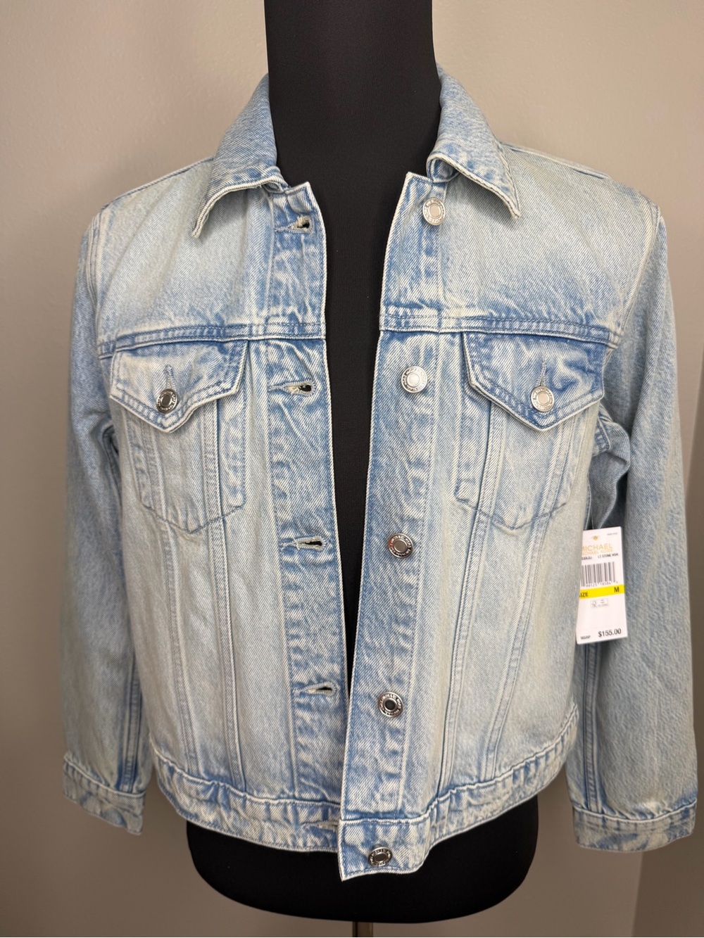 MICHAEL Michael Kors Women’s Light Wash Denim Trucker Jacket Size M NWT